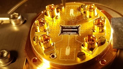 High kinetic inductance cavity arrays for compact band engineering and topology-based disorder meters featured image
